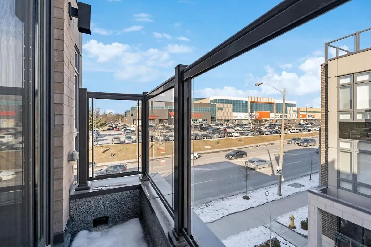 अपार्टमेंट Stunning 2Br Toronto Retreat, Patio & Parking Canada