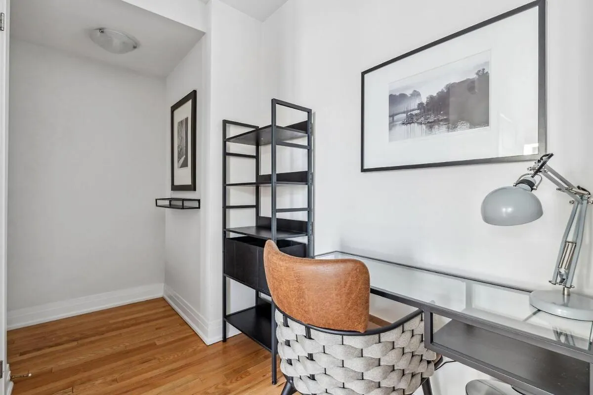 अपार्टमेंट Stunning 2Br Toronto Retreat, Patio & Parking Canada